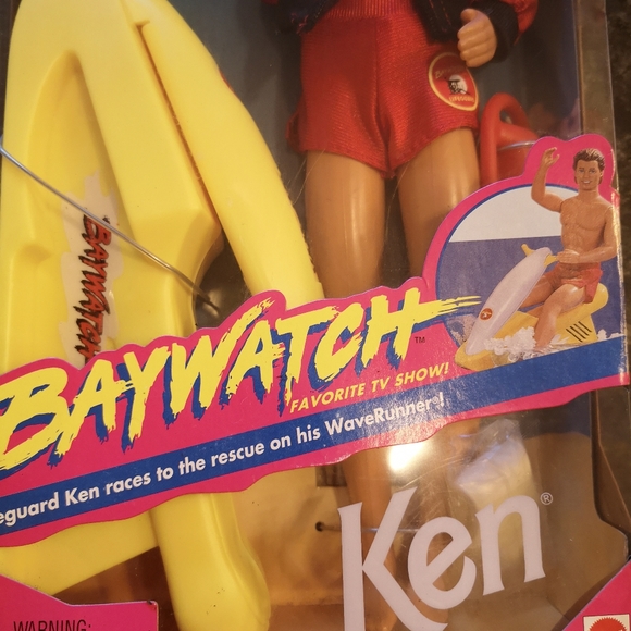 Baywatch Ken Barbie - Picture 6 of 7